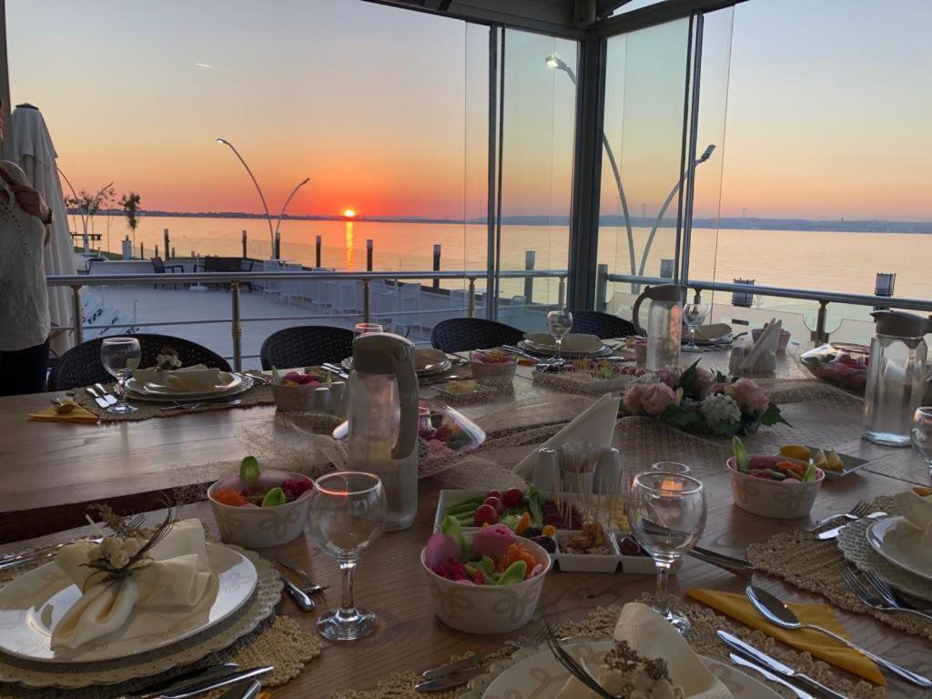 Blue Pier Hotel Kocaeli Ngoại thất bức ảnh
